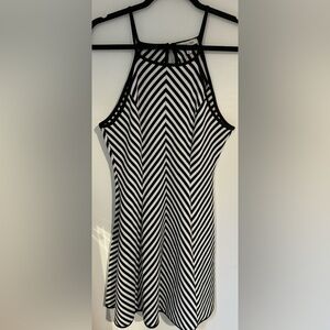 Black & white stripped midi dress size L